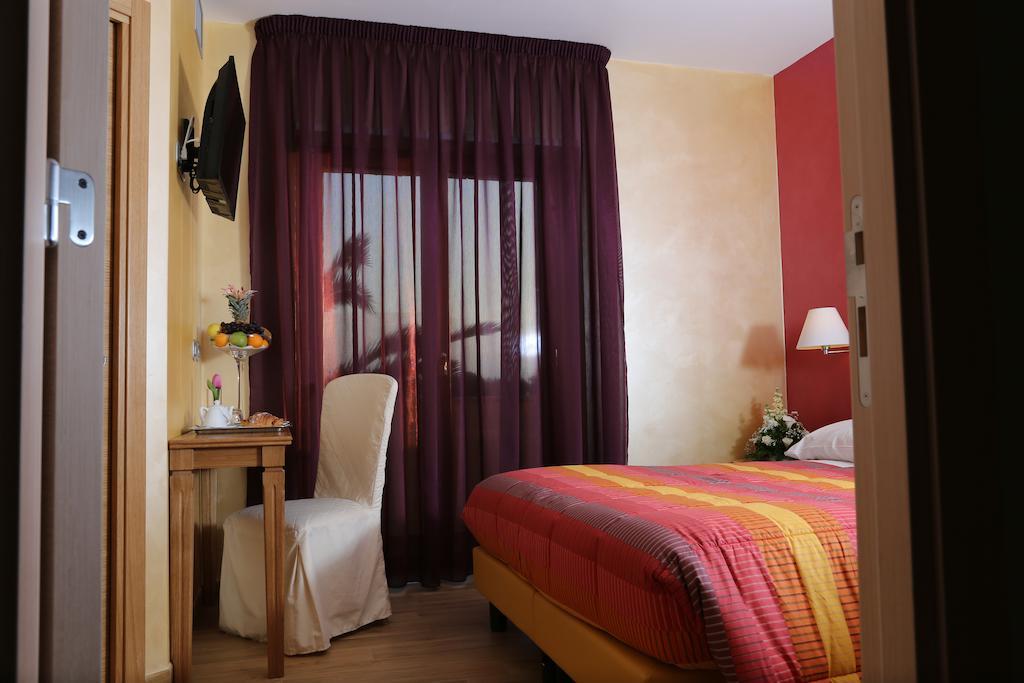 Maison Reale Foggia Chambre photo