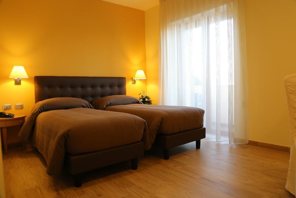 Maison Reale Foggia Extérieur photo